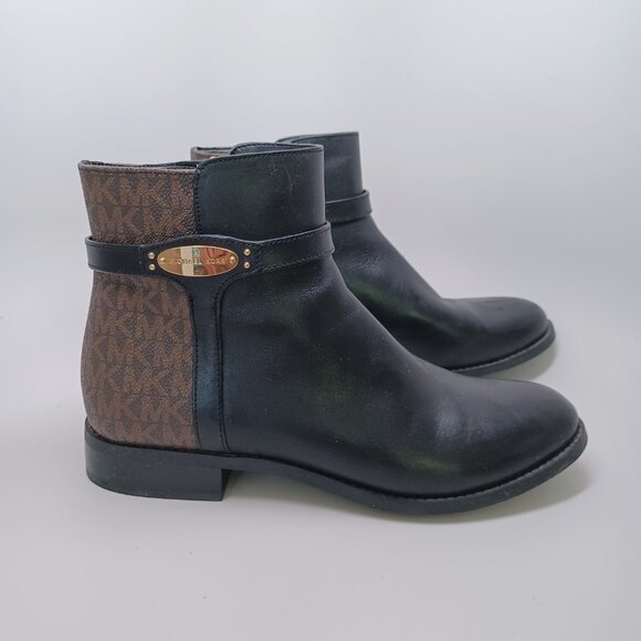 Michael Kors Ankle Boots Black Brown Britt Signature Logo Print Flats Womens 8.5 - Picture 16 of 16